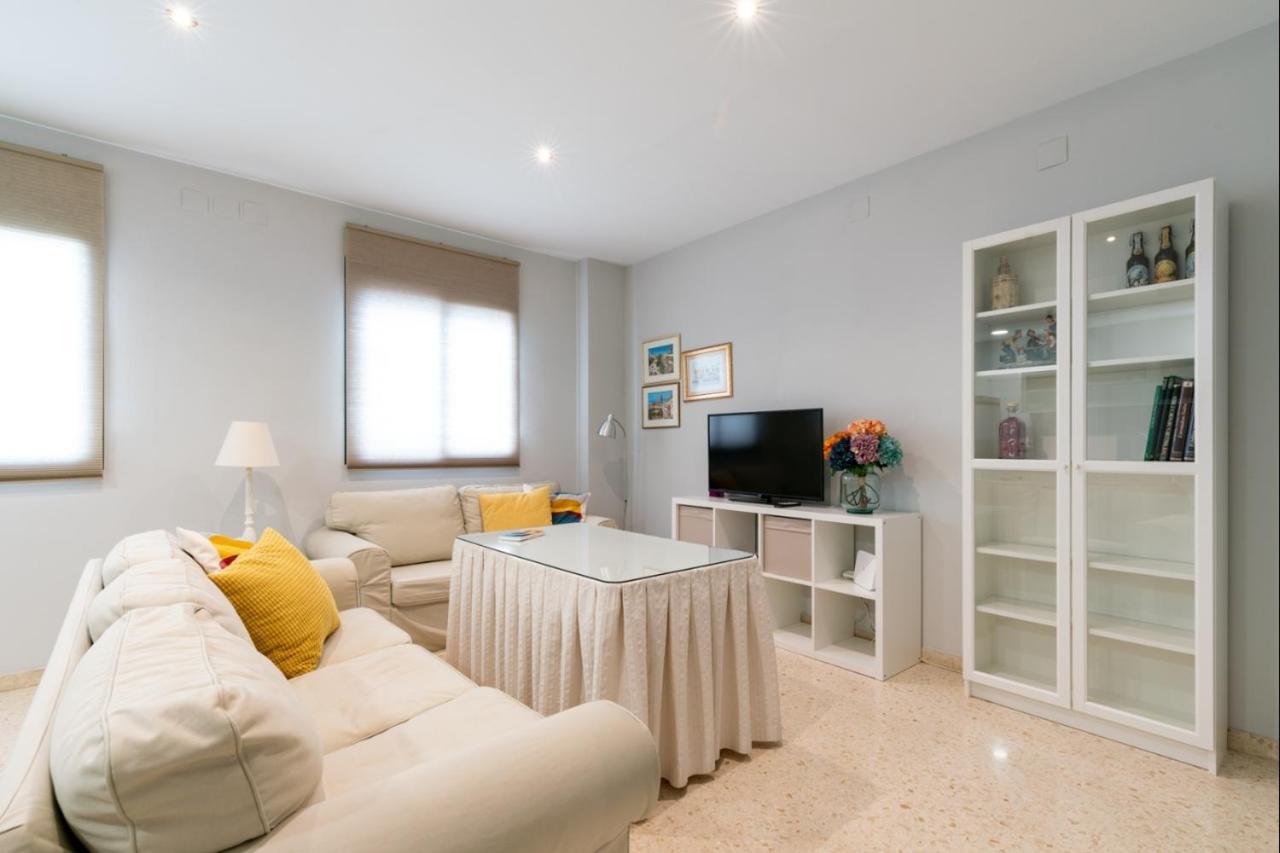 Apartamento al lado del río Sevilha Exterior foto